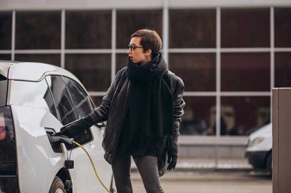 Costos y beneficios de mantener un coche eléctrico en la ciudad